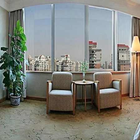 Tian Cheng Hotel Jin Jiang Sanghaj Kültér fotó